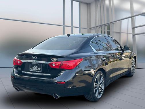 2015 INFINITI Q50 Premium