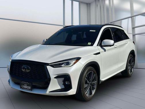 White 2025 INFINITI QX50 SPORT
