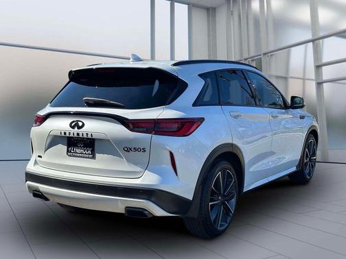 White 2025 INFINITI QX50 SPORT