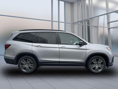 2022 Honda Pilot AWD Sport