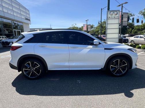 White 2025 INFINITI QX50 Sport AWD