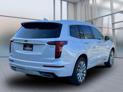 2022 Cadillac XT6 Premium Luxury AWD