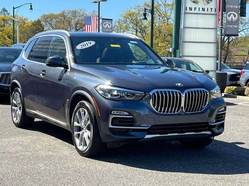 Gray Metallic 2019 BMW X5 xDrive40i