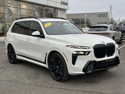 2024 BMW X7 xDrive40i