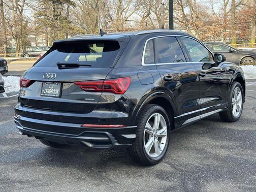2019 Audi Q3 2.0T S line Premium
