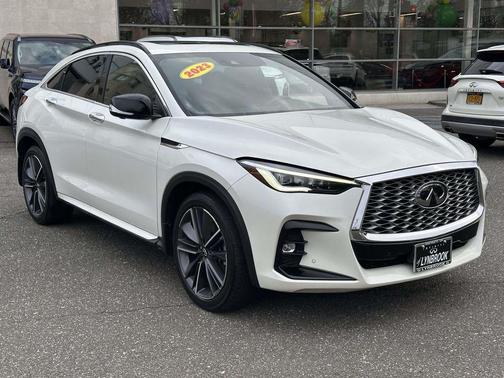 Majestic White 2023 INFINITI QX55 ESSENTIAL