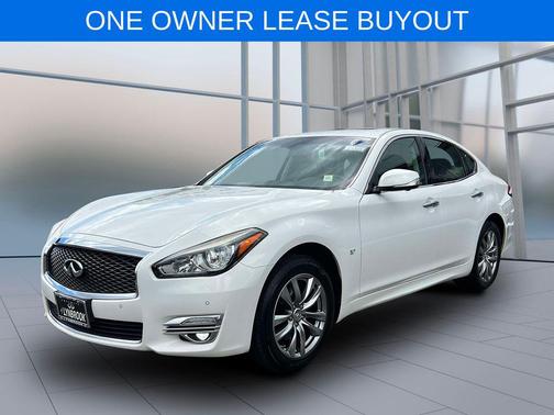 Moonlight White 2015 INFINITI Q70 3.7X