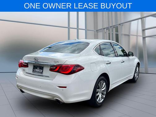 Moonlight White 2015 INFINITI Q70 3.7X