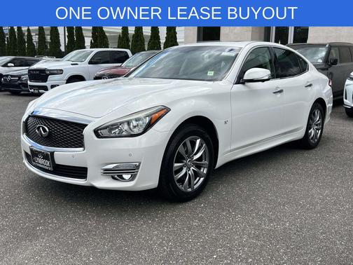 Moonlight White 2015 INFINITI Q70 3.7X