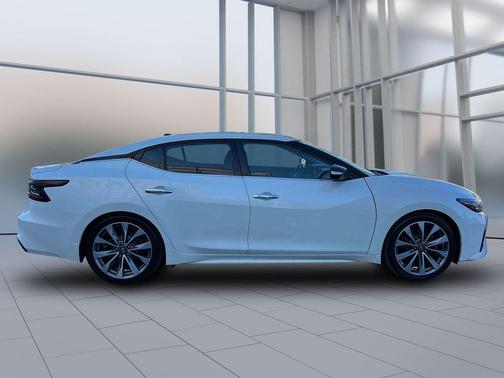 2023 Nissan Maxima 3.5 Platinum