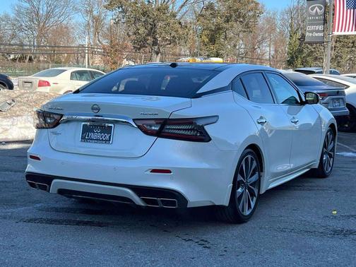 2023 Nissan Maxima 3.5 Platinum