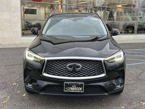 2022 INFINITI QX50 LUXE AWD