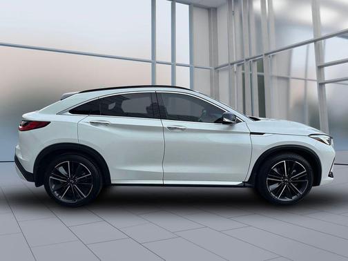 2022 INFINITI QX55 LUXE