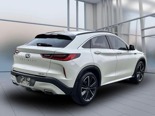2022 INFINITI QX55 LUXE