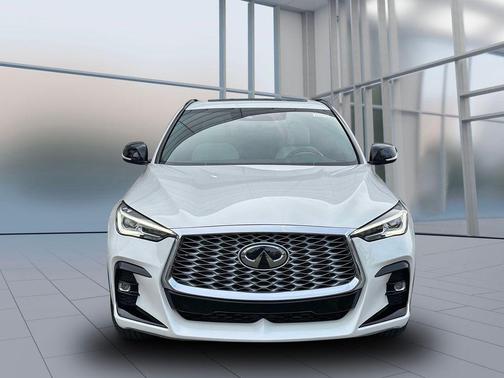 2022 INFINITI QX55 LUXE