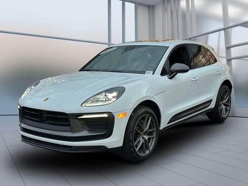 2023 Porsche Macan T