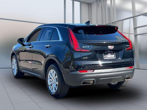 Black Metallic 2023 Cadillac XT4 Luxury