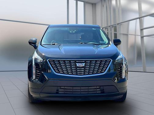 Black Metallic 2023 Cadillac XT4 Luxury