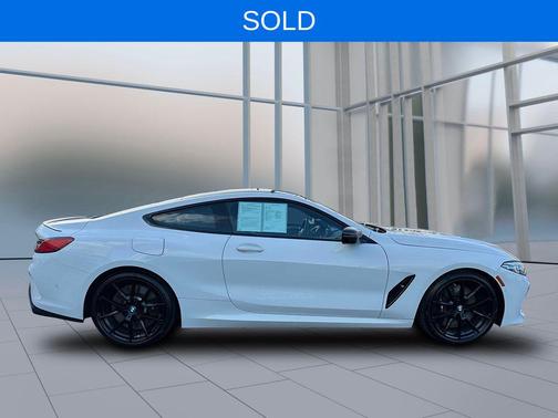 Alpine White 2021 BMW M850 xDrive