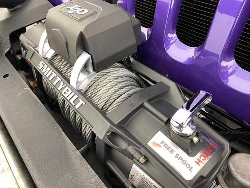 Photo 5 of 26 of 2017 Jeep Wrangler Unlimited Sport