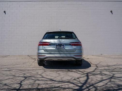 Gavial Green Metallic 2021 Audi A6 allroad 55 quattro Premium Plus