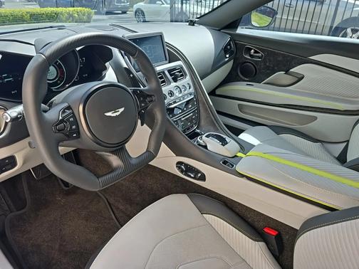 2023 Aston Martin DBS 770 Ultimate Coupe