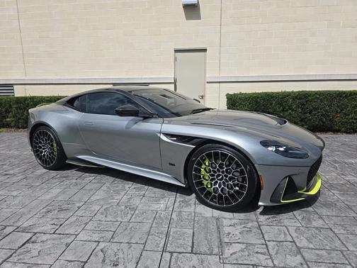 2023 Aston Martin DBS 770 Ultimate Coupe