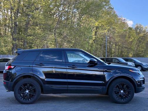 Black 2018 Land Rover Range Rover Evoque SE