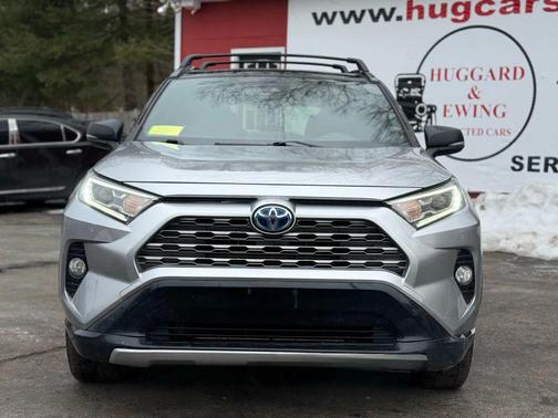 2019 Toyota RAV4 Hybrid SE
