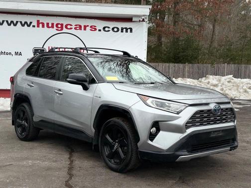 2019 Toyota RAV4 Hybrid SE
