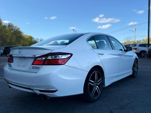 White Orchid Pearl 2017 Honda Accord Sport SE