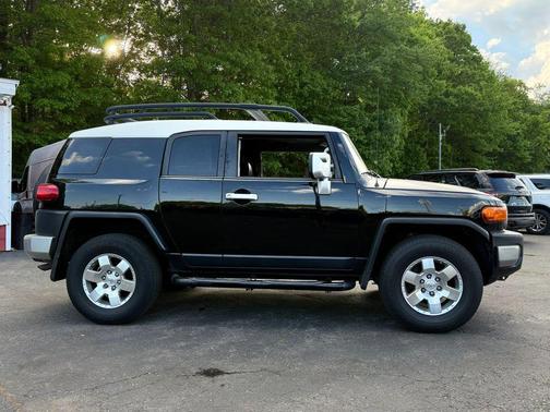Black 2010 Toyota FJ Cruiser Base