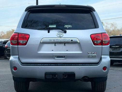 Silver Sky Metallic 2013 Toyota Sequoia Platinum