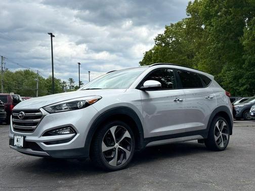 Molten Silver 2018 Hyundai TUCSON Limited