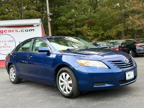 Blue 2009 Toyota Camry LE
