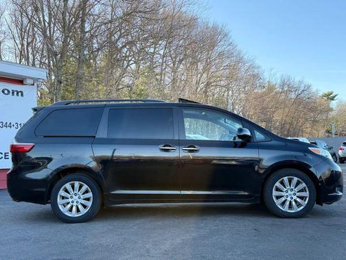 Attitude Black 2015 Toyota Sienna XLE