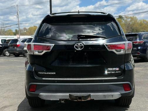 Attitude Black Metallic 2014 Toyota Highlander Limited