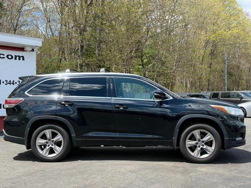 Attitude Black Metallic 2014 Toyota Highlander Limited