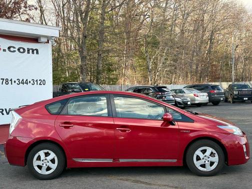 2010 Toyota Prius III