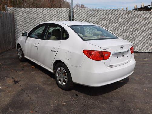 Nordic White Solid 2010 Hyundai ELANTRA GLS
