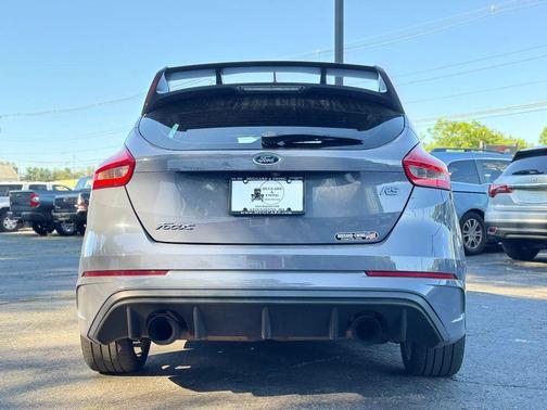 Stealth Gray 2017 Ford Focus RS Base