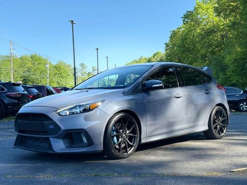 Stealth Gray 2017 Ford Focus RS Base