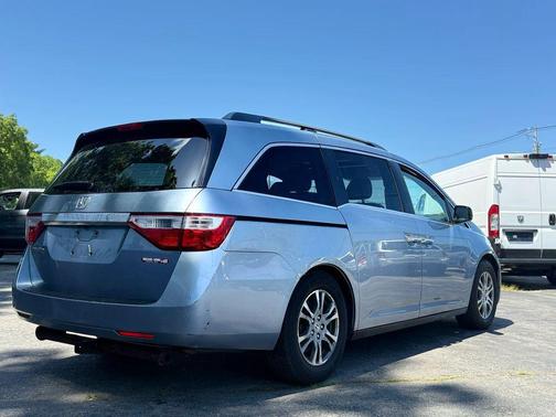 Celestial Blue Metallic 2013 Honda Odyssey EX-L