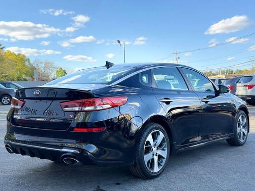 Ebony Black 2019 Kia Optima S