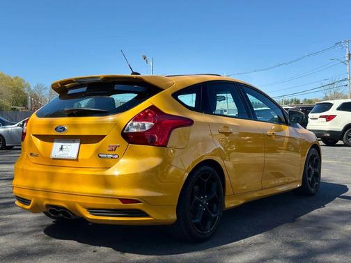 Tangerine Scream 2014 Ford Focus ST