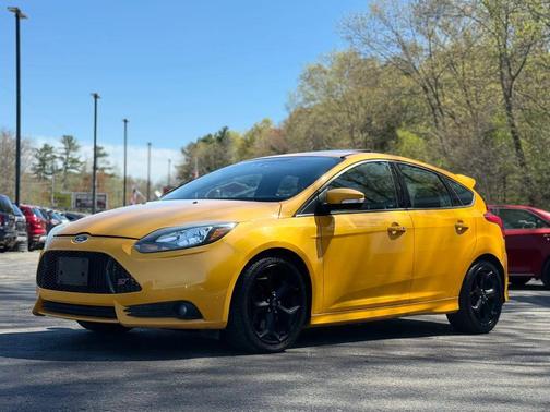Tangerine Scream 2014 Ford Focus ST