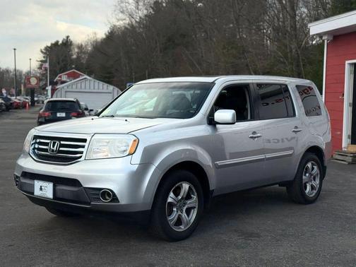 Alabaster Silver Metallic 2014 Honda Pilot EX-L
