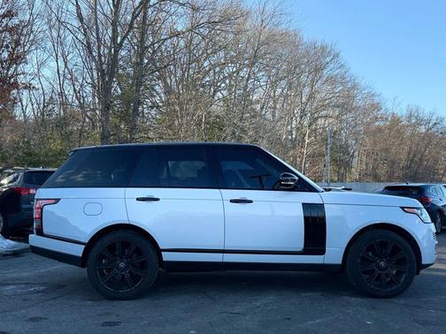 White 2016 Land Rover Range Rover 3.0L Turbocharged Diesel HSE Td6