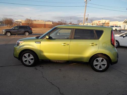2016 Kia Soul Base