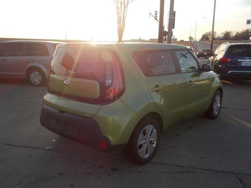 2016 Kia Soul Base